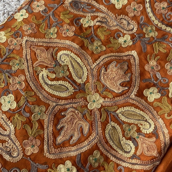 NWT Kashmiri Embroidered 3 piece Unstitched Suit - Picture 5 of 5